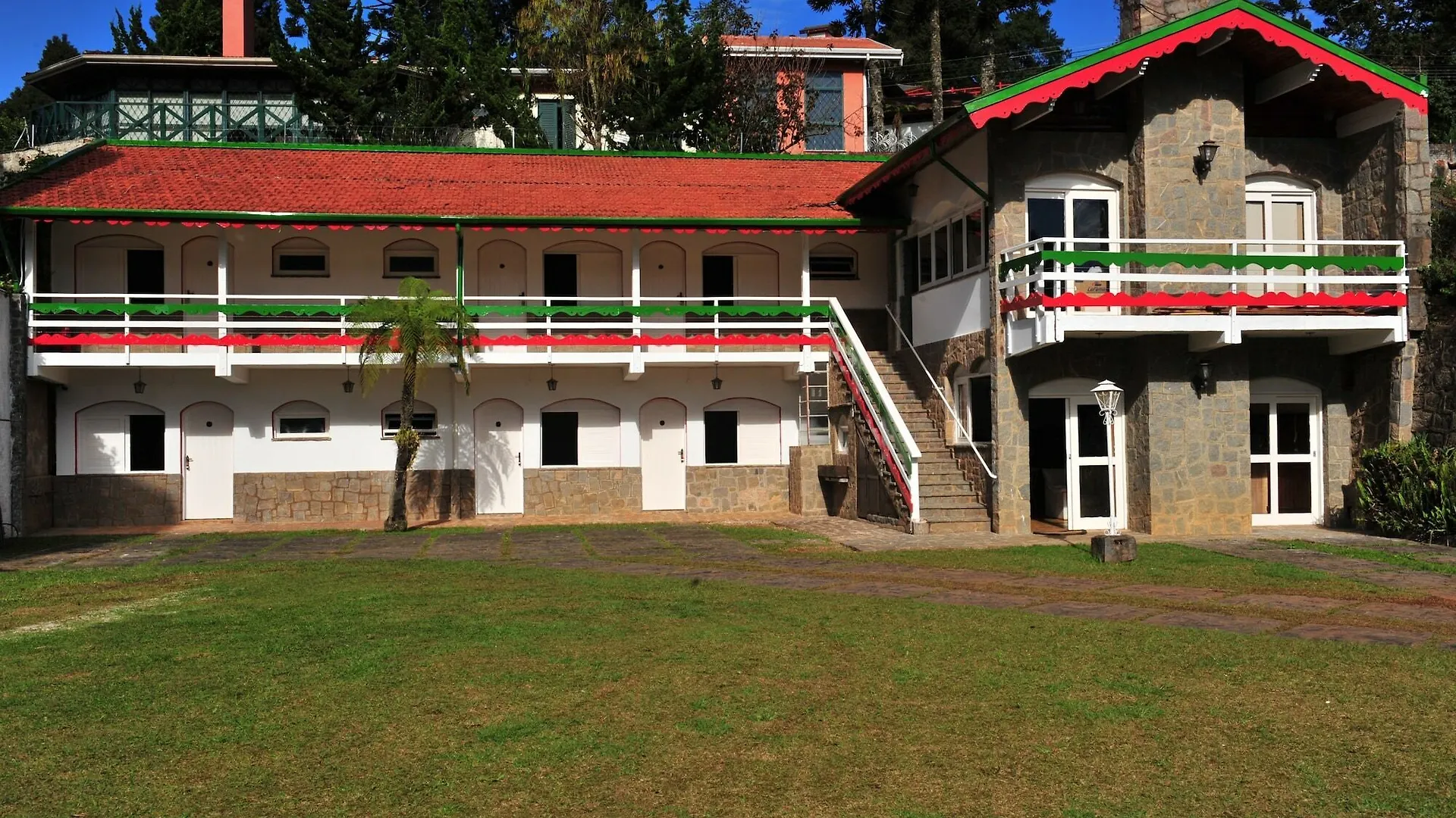 Pousada Villaggio Di Roma Campos do Jordao Inn